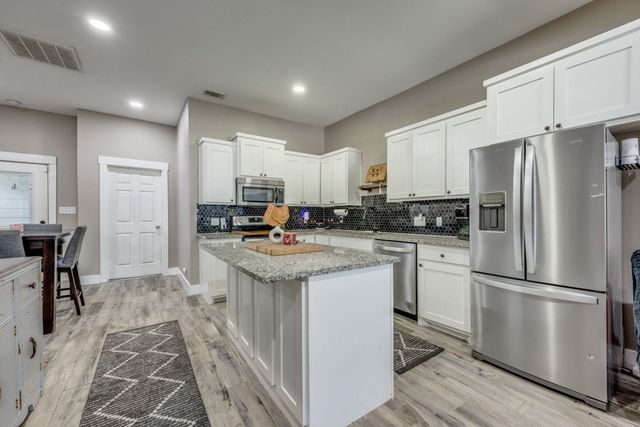 608 Baker Street, Denison, TX 75020