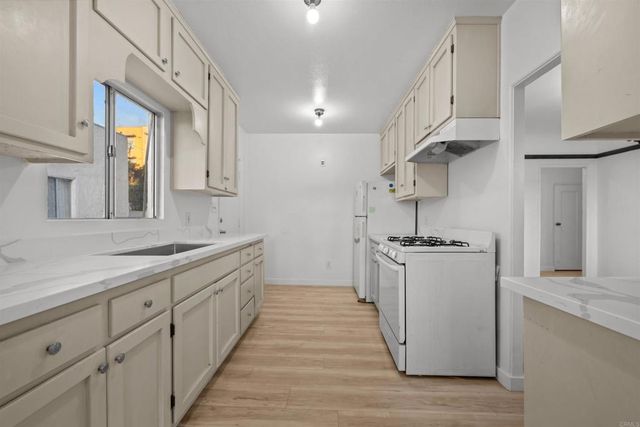 249 51 Garrett Avenue, Chula Vista, CA 91910