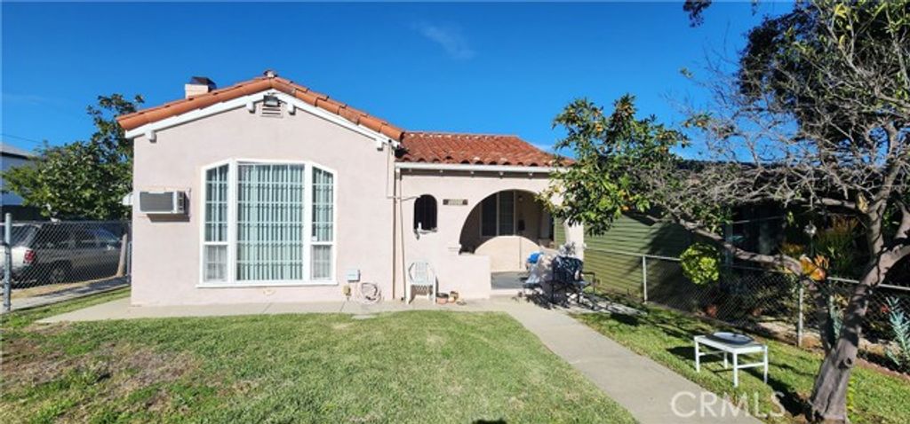 5001 Buchanan Street, Los Angeles, CA 90042