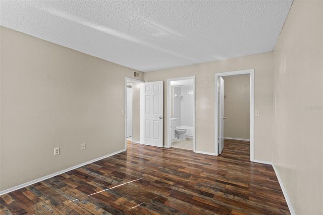 14419 HANGING MOSS CIRCLE 101, Tampa, FL 33613