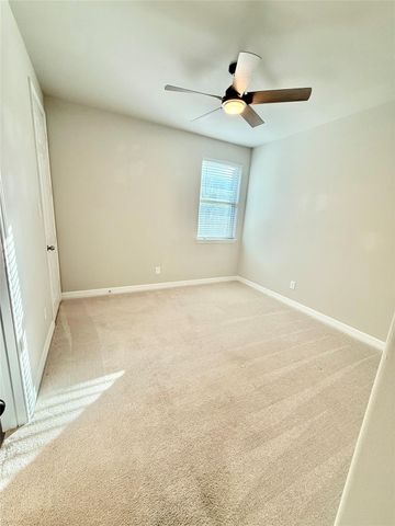 15810 Tullich Knoll Drive, Humble, TX 77346