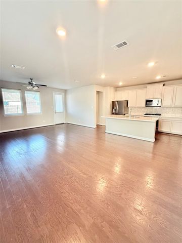 15810 Tullich Knoll Drive, Humble, TX 77346