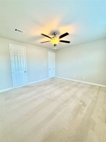 15810 Tullich Knoll Drive, Humble, TX 77346