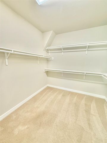 15810 Tullich Knoll Drive, Humble, TX 77346