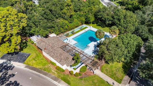 810 HUNTERS COURT, Brandon, FL 33511