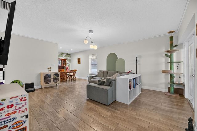 810 HUNTERS COURT, Brandon, FL 33511
