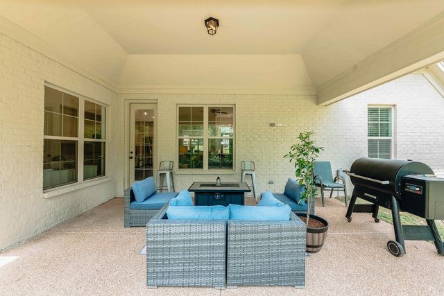 5118 LAWRENCEBURG LN E, Lakeland, TN 38002