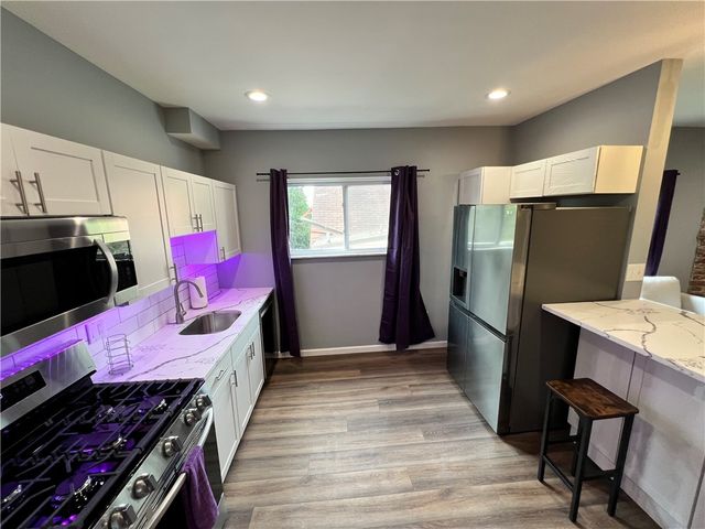 3932 Vinceton St 4, Observatory Hill, PA 15214