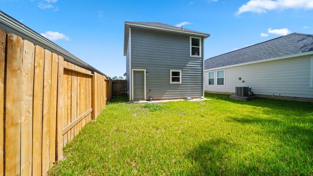 16842 Marie Village Drive, Conroe, TX 77306