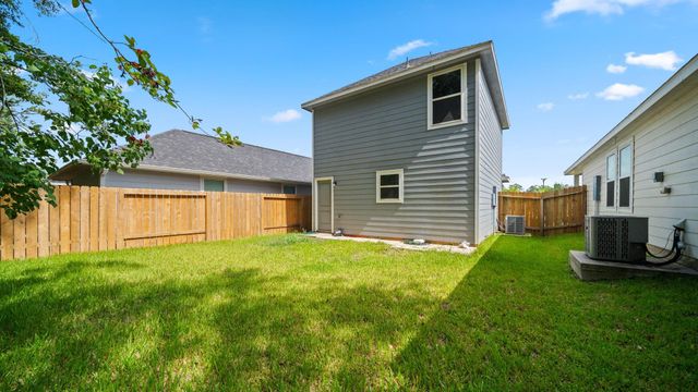 16842 Marie Village Drive, Conroe, TX 77306