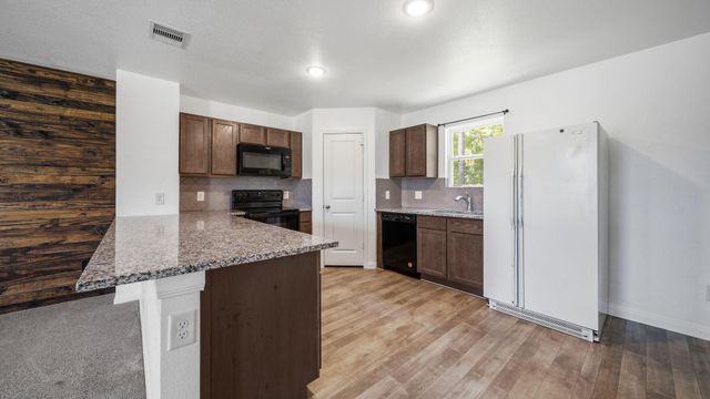 16842 Marie Village Drive, Conroe, TX 77306