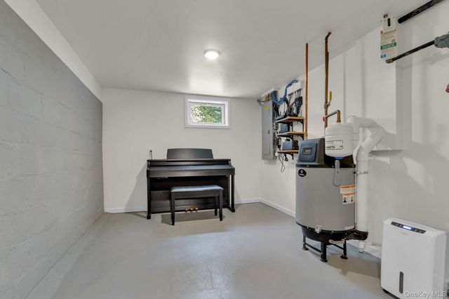 60 Pleasant Avenue, Pleasantville, NY 10570