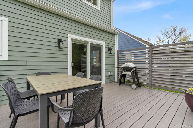 60 Pleasant Avenue, Pleasantville, NY 10570