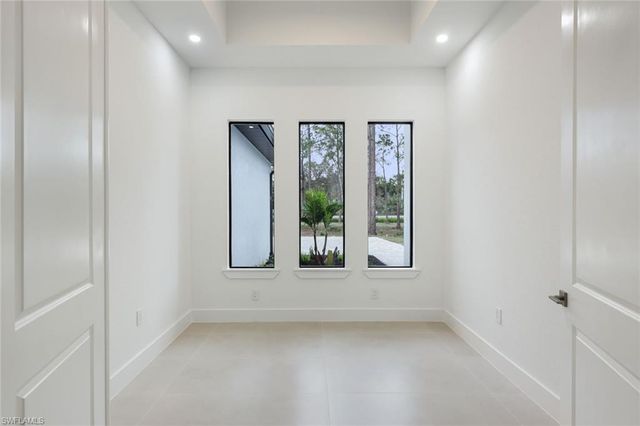 2806 Golden Gate BLVD W, Naples, FL 34120