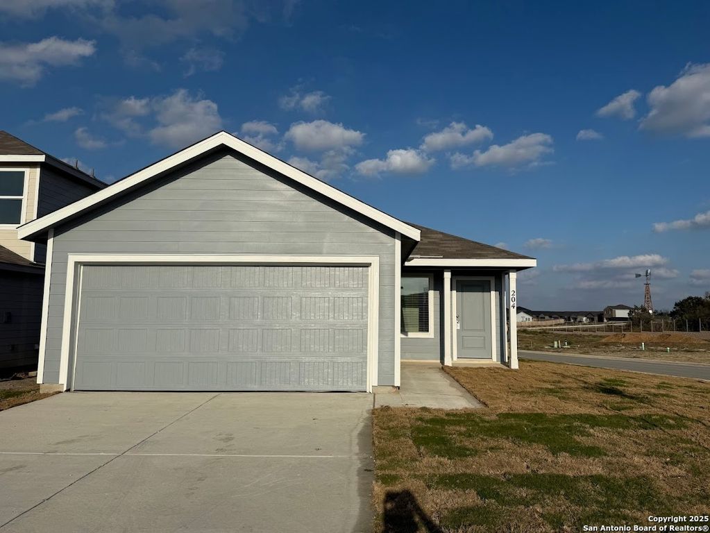204 Ottawa Way, New Braunfels, TX 78130