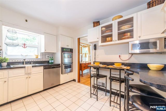 121 Bender Drive, Clifton, NJ 07013