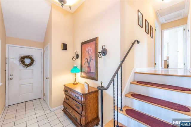 121 Bender Drive, Clifton, NJ 07013