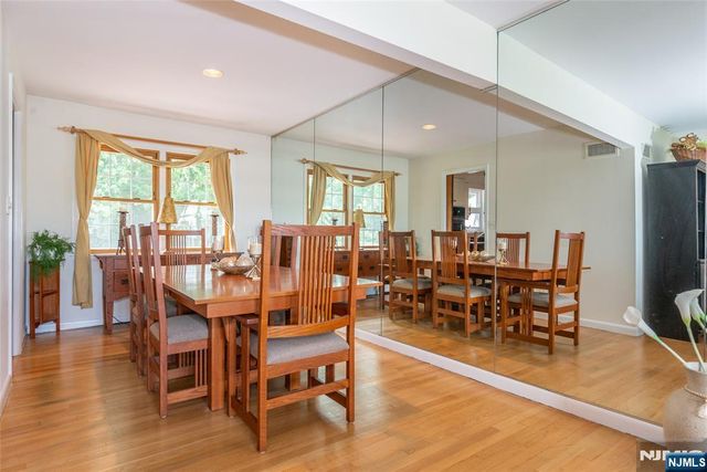 121 Bender Drive, Clifton, NJ 07013