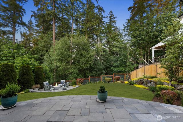 4227 NE 27th Place, Renton, WA 98059