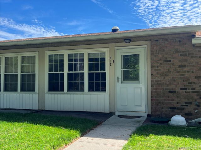312 Woodbridge Drive B, Ridge, NY 11961