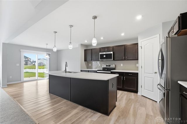 2145 Silver Linden Drive, Tipp City, OH 45371