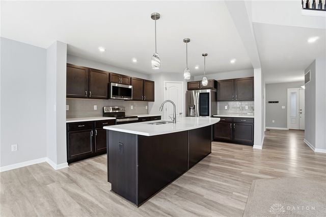 2145 Silver Linden Drive, Tipp City, OH 45371