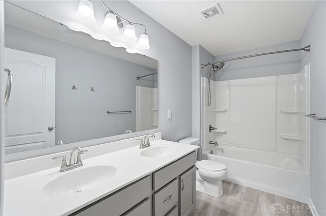 2145 Silver Linden Drive, Tipp City, OH 45371