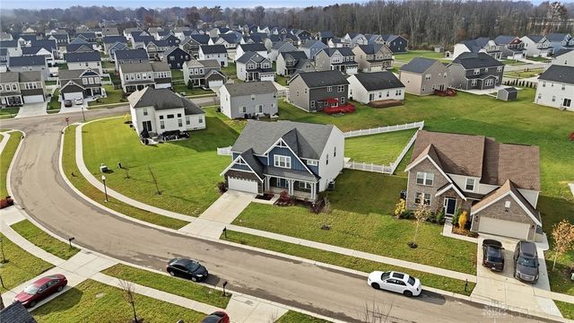 2145 Silver Linden Drive, Tipp City, OH 45371