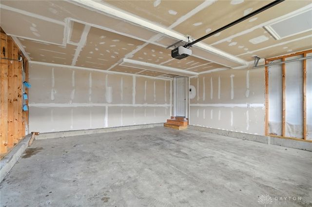 2145 Silver Linden Drive, Tipp City, OH 45371