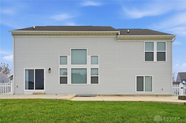 2145 Silver Linden Drive, Tipp City, OH 45371