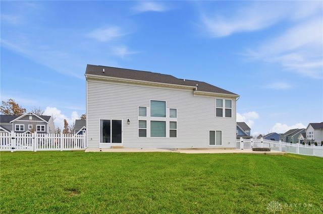 2145 Silver Linden Drive, Tipp City, OH 45371