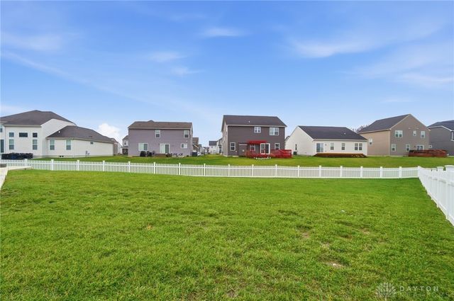 2145 Silver Linden Drive, Tipp City, OH 45371