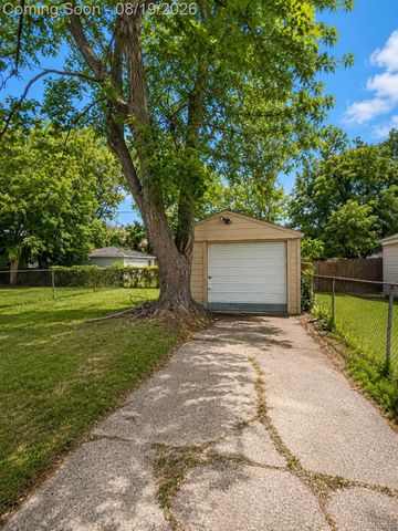 13681 Hendricks Avenue, Warren, MI 48089