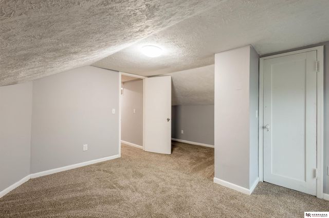 2932 Fontenelle Boulevard, Omaha, NE 68104