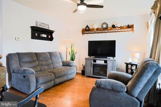 100 SUNSET WAY, Harleysville, PA 19438