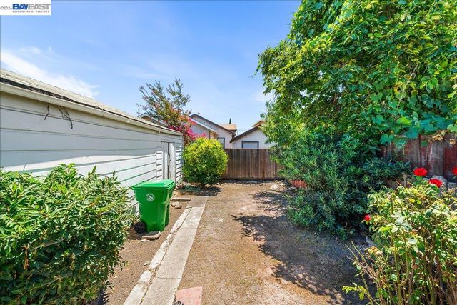 1462 155Th Ave, Ashland, CA 94578