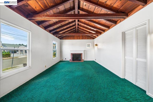 1462 155Th Ave, Ashland, CA 94578