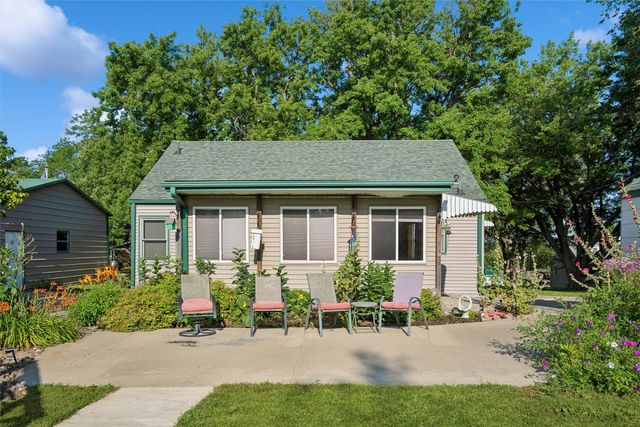 204 N 12th Street, Guthrie Center, IA 50115