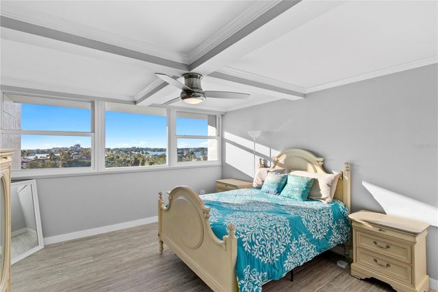 500 TREASURE ISLAND CAUSEWAY 704, Treasure Island, FL 33706