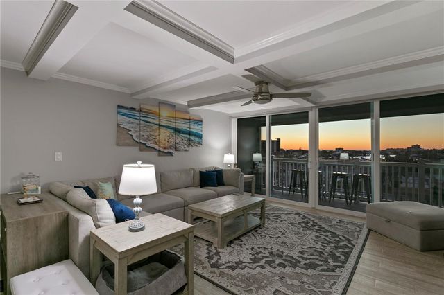 500 TREASURE ISLAND CAUSEWAY 704, Treasure Island, FL 33706