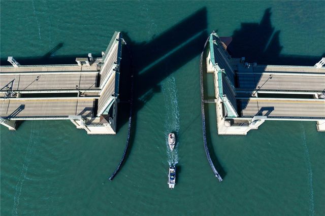 500 TREASURE ISLAND CAUSEWAY 704, Treasure Island, FL 33706