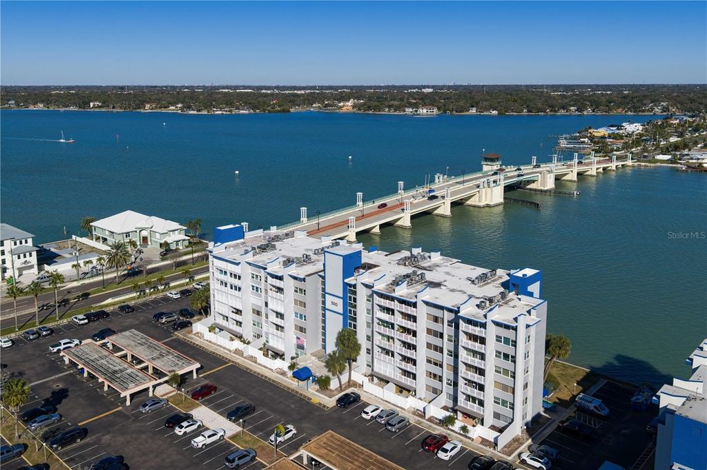 500 TREASURE ISLAND CAUSEWAY 704, Treasure Island, FL 33706