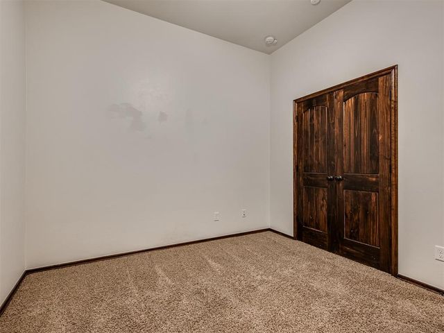 4302 Lorings Circle, Norman, OK 73072