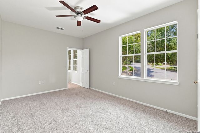 8730 Iliad, Universal City, TX 78148