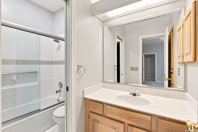 8730 Iliad, Universal City, TX 78148