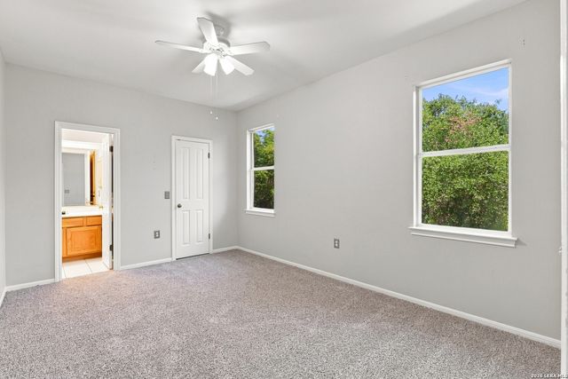 8730 Iliad, Universal City, TX 78148