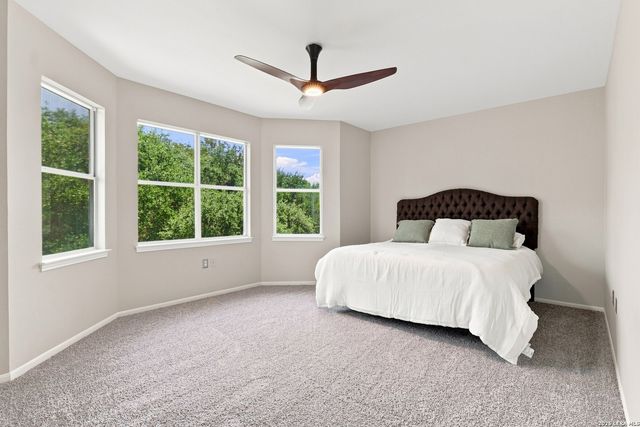 8730 Iliad, Universal City, TX 78148