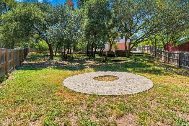 8730 Iliad, Universal City, TX 78148