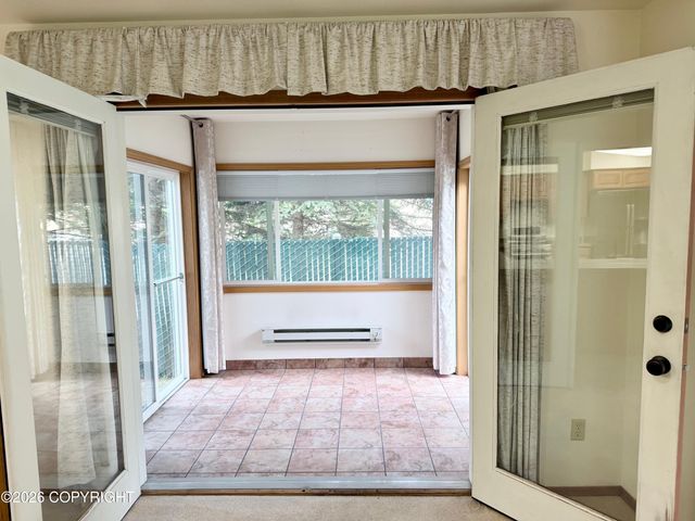 1012 W 20th Avenue, Anchorage, AK 99503