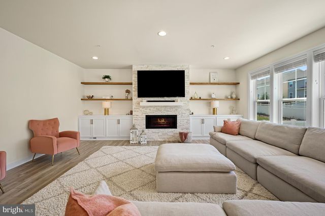 11063 EMERALD CROWN DR, Monrovia, MD 21770
